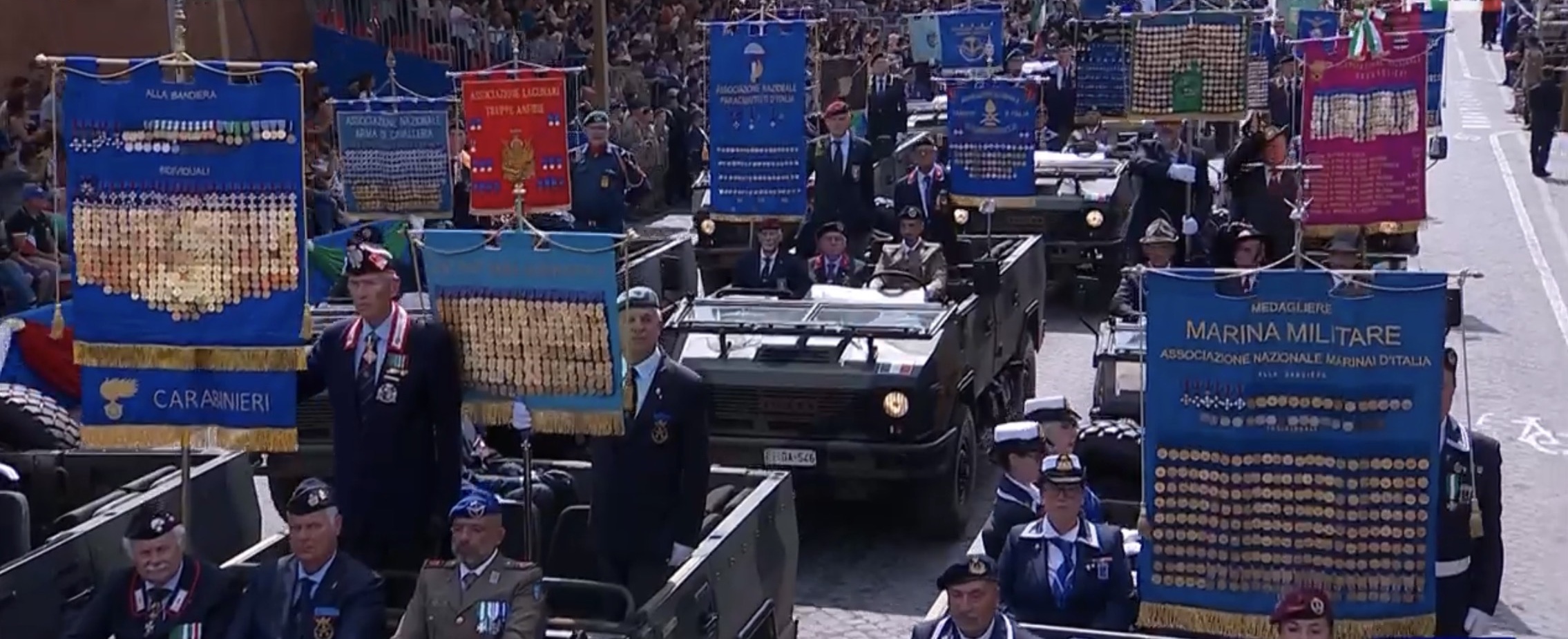 Festa della Repubblica 2026: la Marina Militare e l'Associazione Nazionale Marinai d'Italia protagoniste della sfilata del 2 Giugno - foto 2